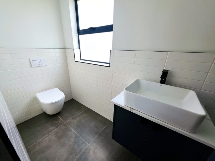 4 Bedroom Property for Sale in Sandown Western Cape